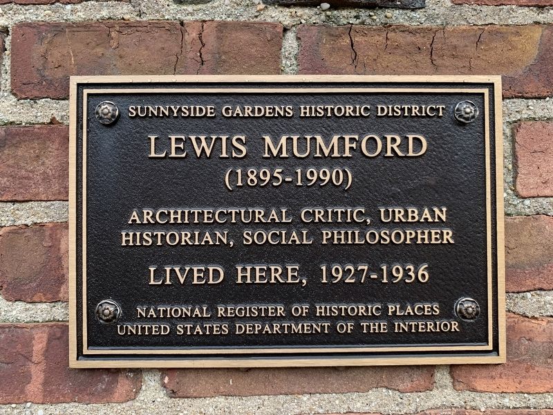 Lewis Mumford (1895-1990) Marker image. Click for full size.