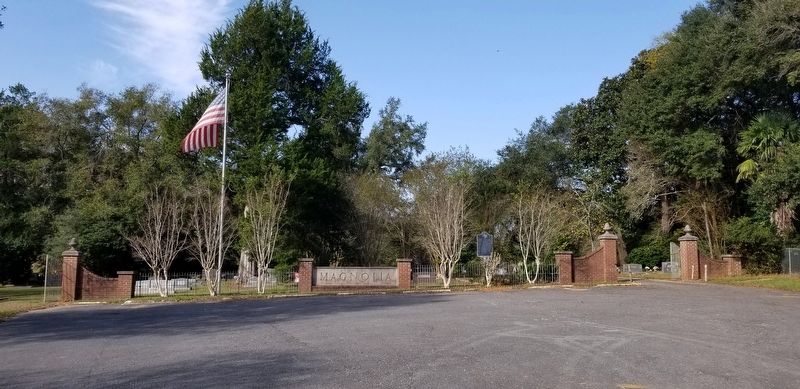 Woodville Magnolia Cemetery and Marker image. Click for full size.