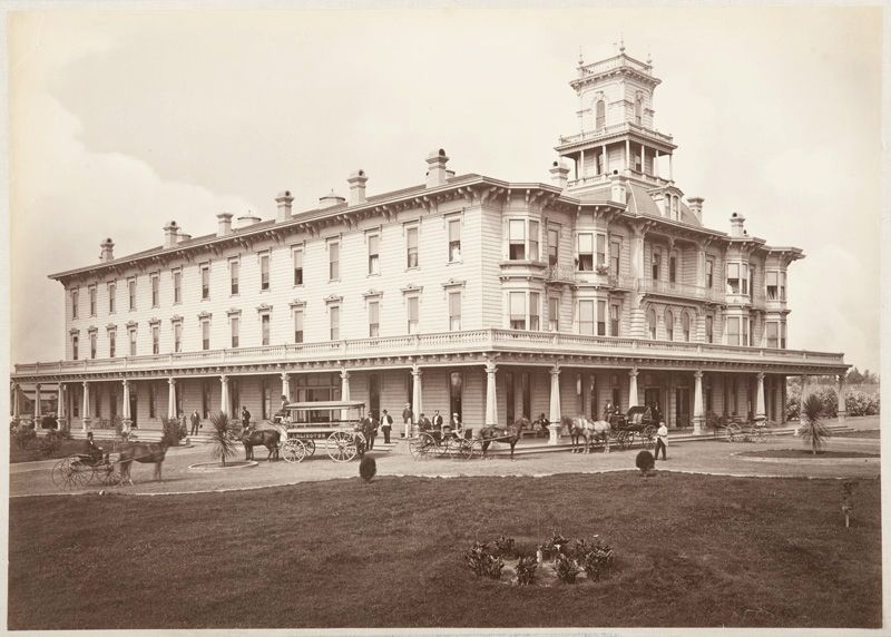 Arlington Hotel image. Click for full size.