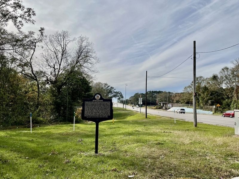 Looking west towards Plateau Cemetery, Union Baptist Church & Africatown Welcome Center. image. Click for full size.