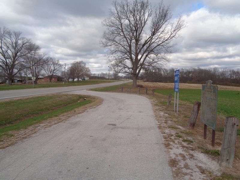 The American Bottom Marker, looking north image. Click for full size.