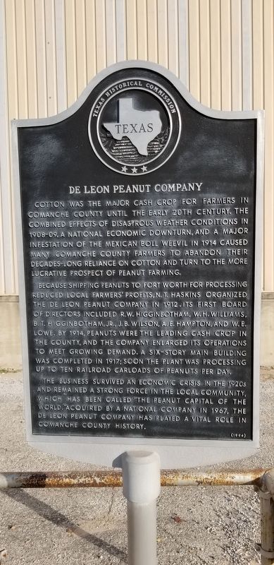 De Leon Peanut Company Marker image. Click for full size.