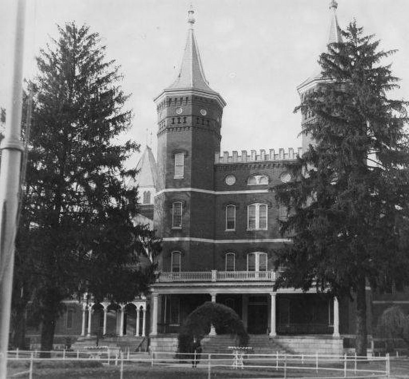 Central State Hospital Administration Building. Click for full size. Central State Hospital Administration Building image. Click for full size.