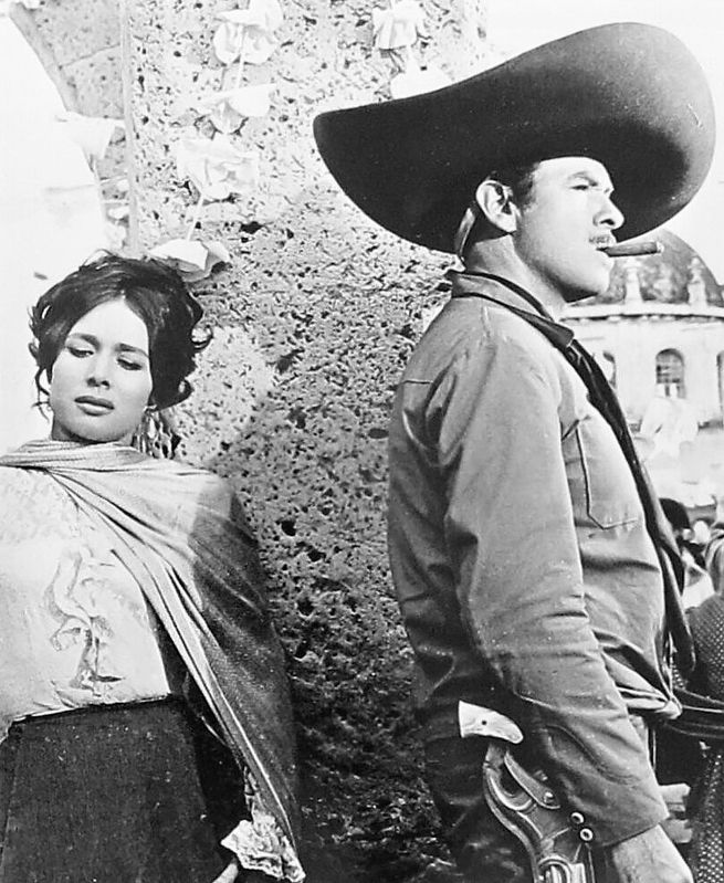 Flor Silvestre and Antonio Aguilar image. Click for full size.