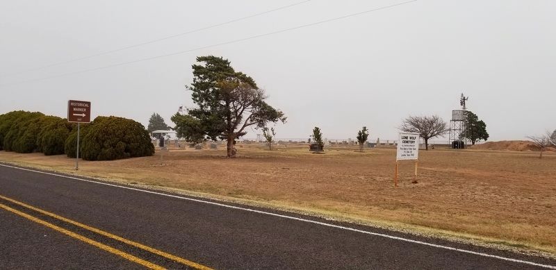 A wide area view of Lone Wolf Community Marker and Cemetery image. Click for full size.
