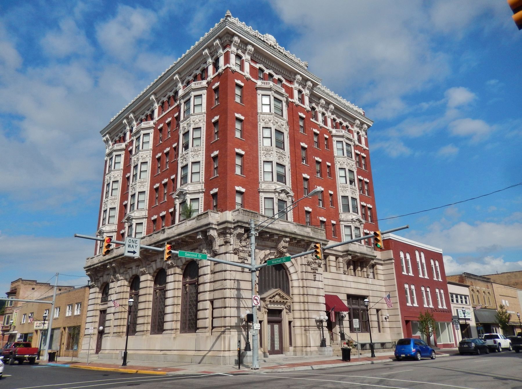 Dimeling Hotel (<i>southeast elevation</i>) image. Click for full size.