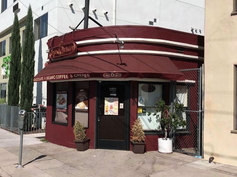 Tiny�s Patio image. Click for full size.