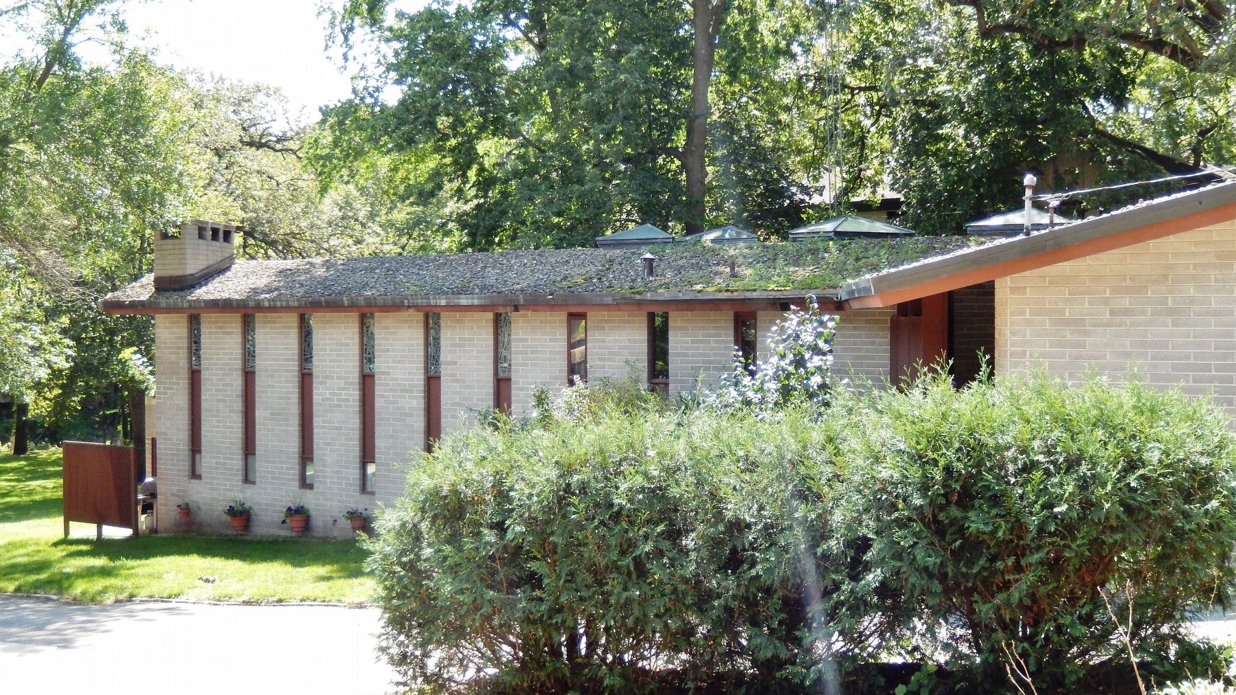 Tom MacNider House (<i>north elevation</i>) image. Click for full size.