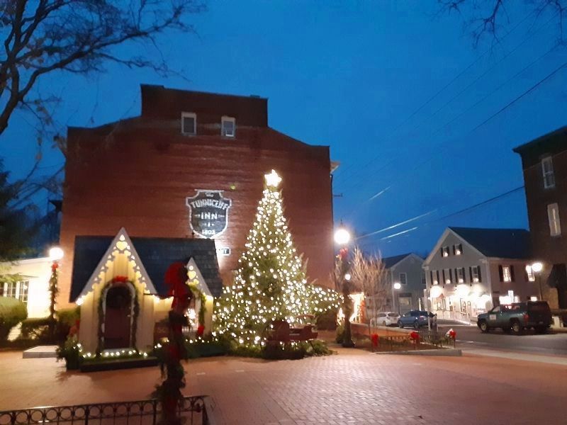 The Tunnicliff Inn image. Click for full size.