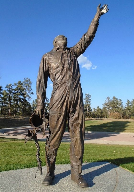 <i>Airman</i> Scuplture. Click for full size. <i>Airman</i> Scuplture image. Click for full size.