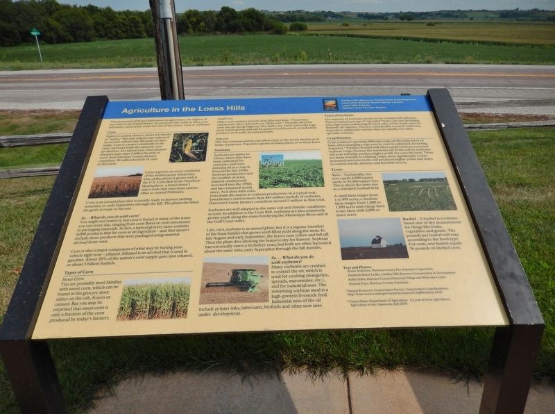 Agriculture in the Loess Hills Marker<br>(<i>Lincoln Highway in background</i>) image. Click for full size.