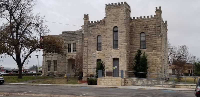 The Old Medina County Jail is next to the Medina Courthouse image. Click for full size.
