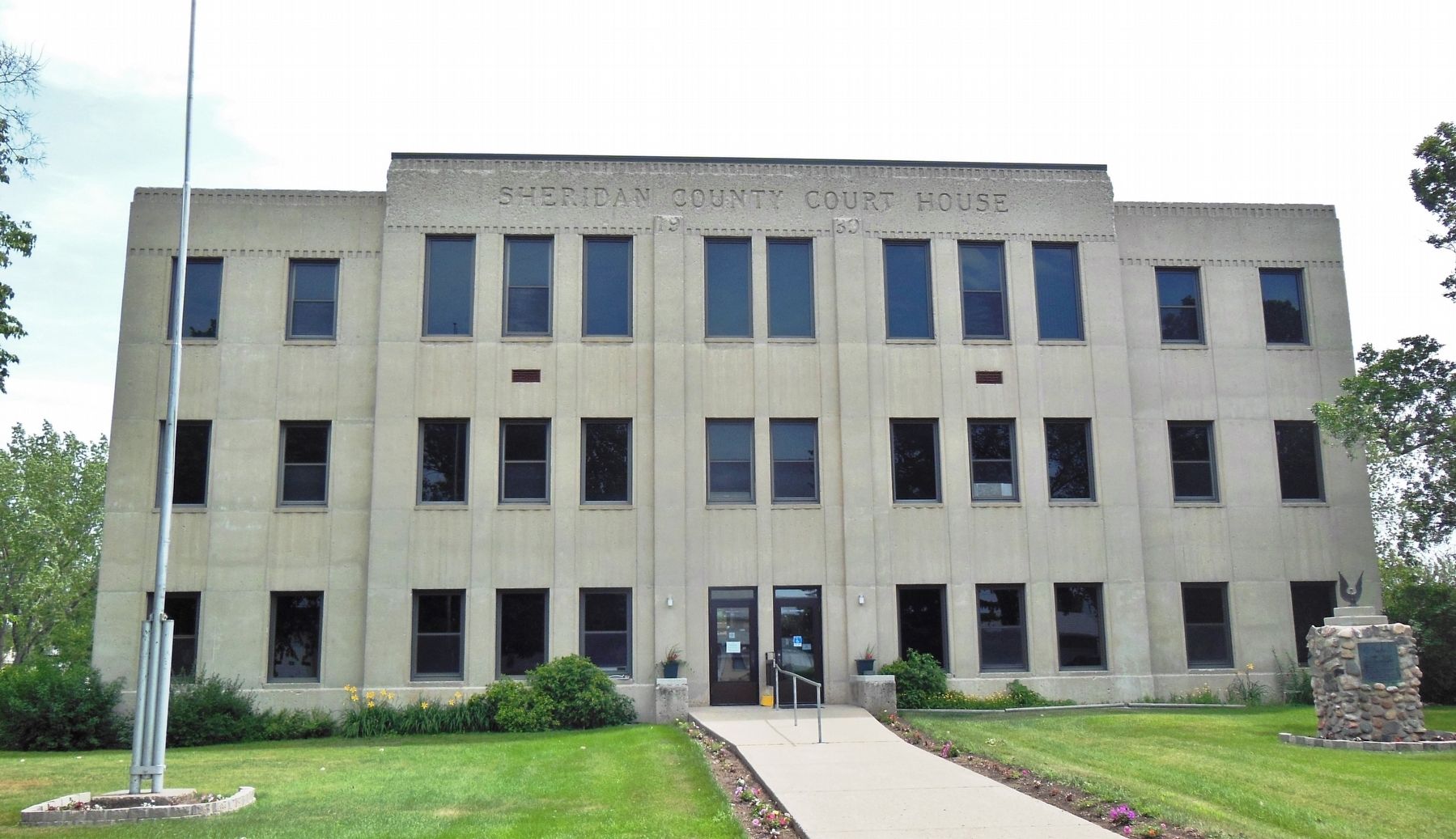 Sheridan County Courthouse image. Click for full size.