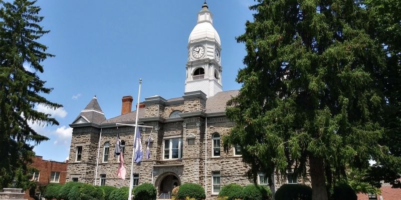 Historic Pulaski County Courthouse image. Click for full size.