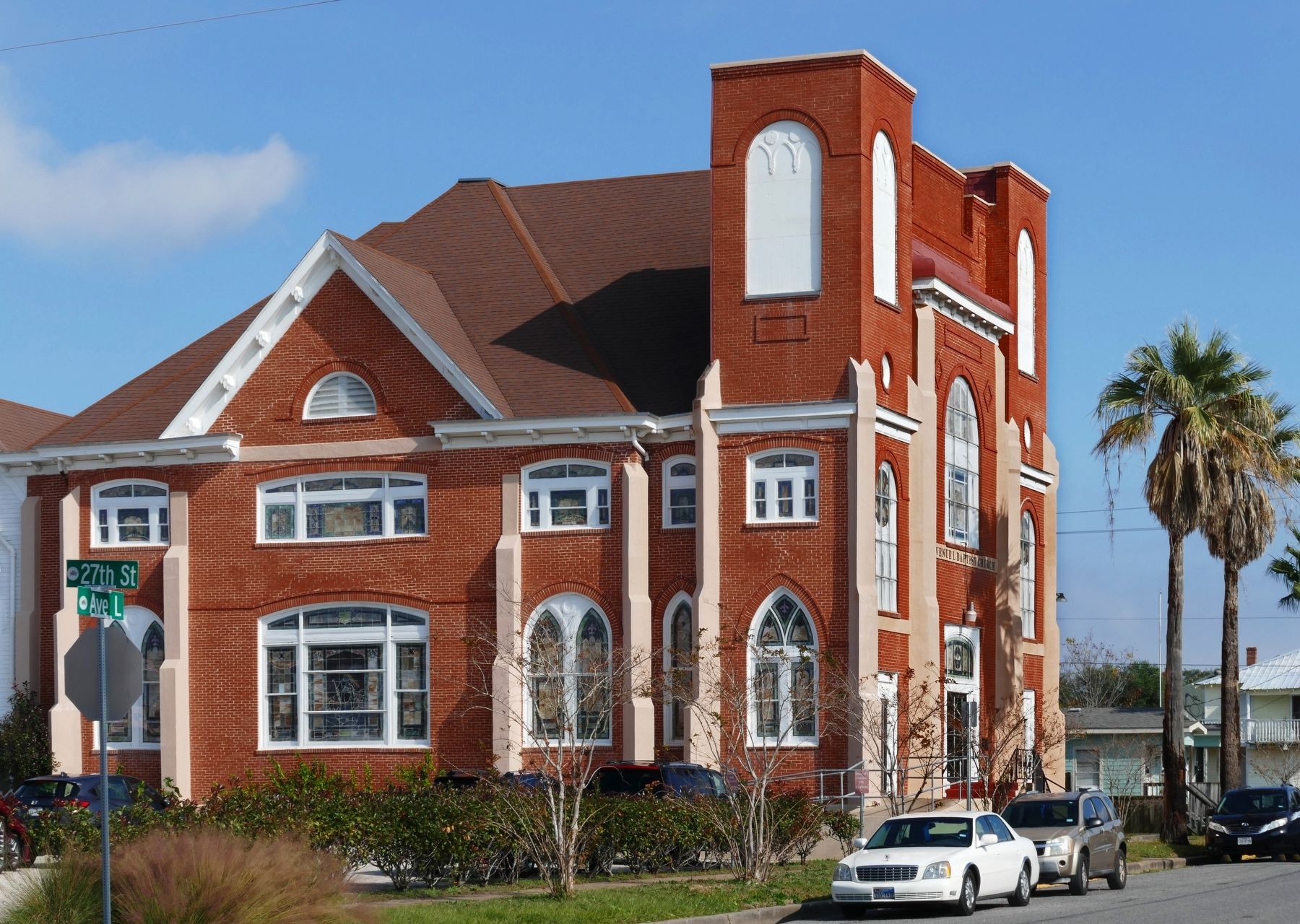 Avenue L Missionary Baptist Church image. Click for full size.