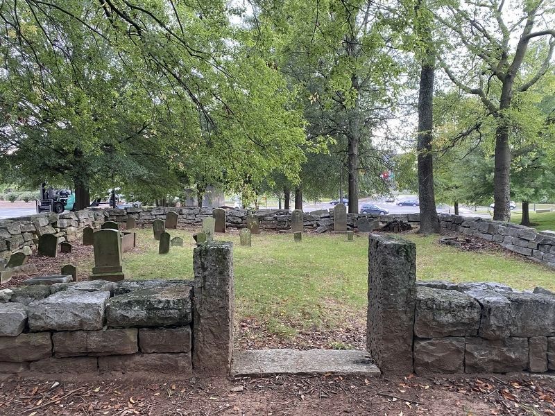 Carothers Family Cemetery image. Click for full size.