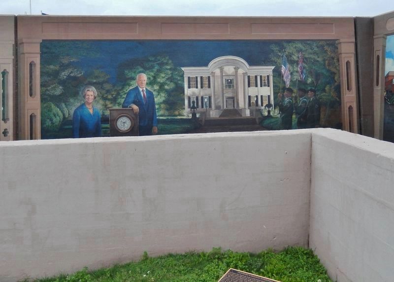 Governor and Mrs. Kirk Fordice Mural image. Click for full size.