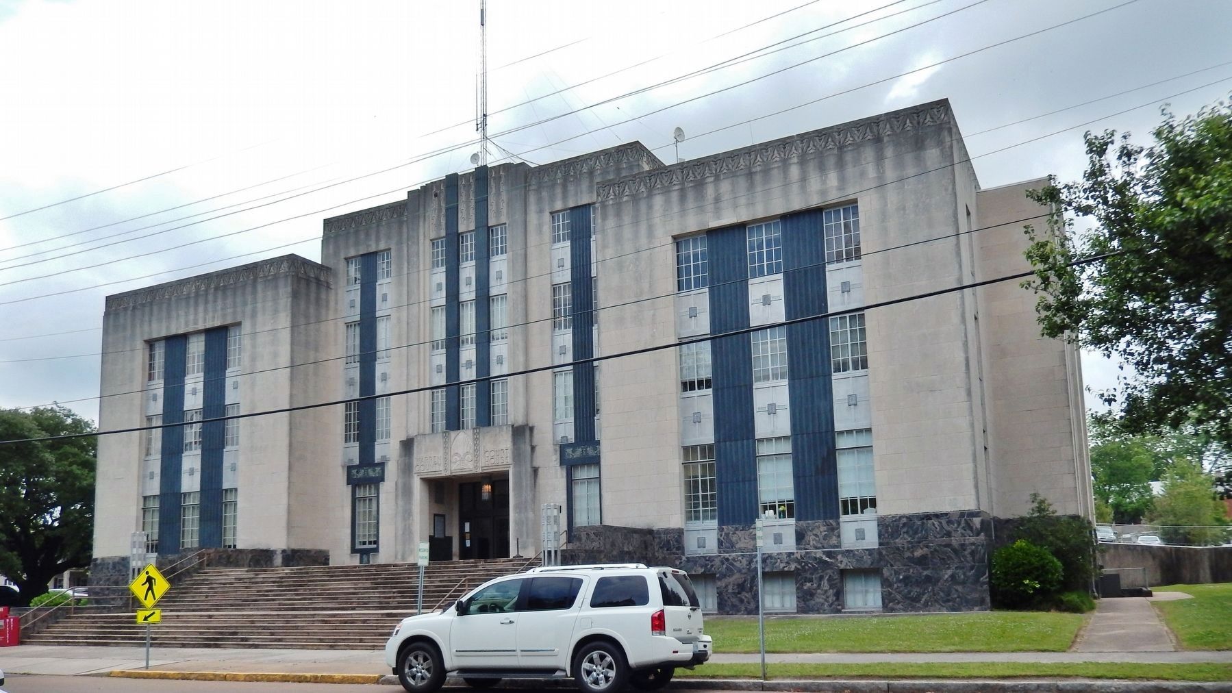 Warren County Court House (<i>west elevation</i>) image. Click for full size.