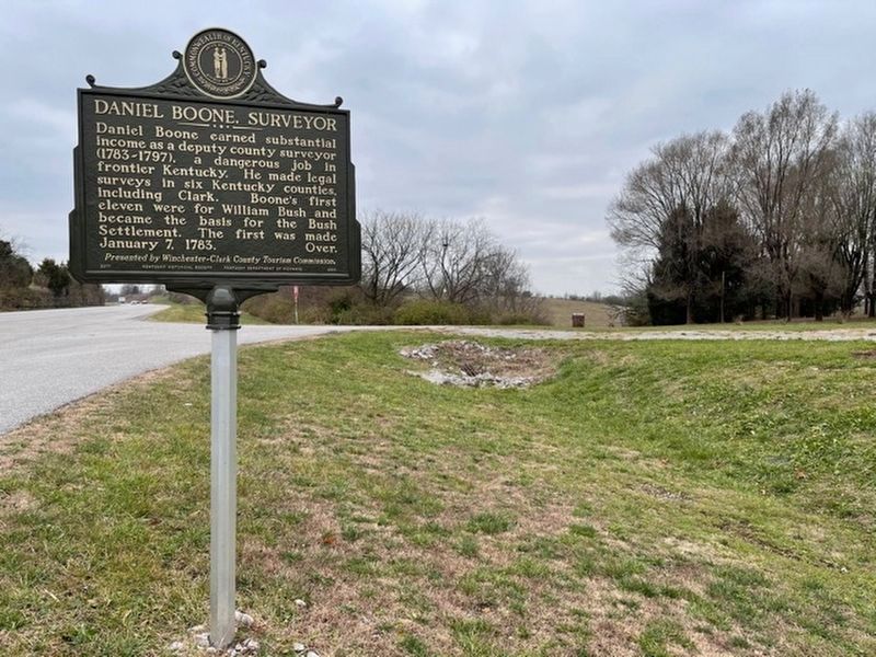 Daniel Boone, Surveyor side of the marker image. Click for full size.