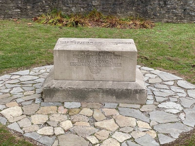 Site of Fort Boonesbourgh 1775-1783 Marker. Click for full size. Site of Fort Boonesbourgh 1775-1783 Marker image. Click for full size.