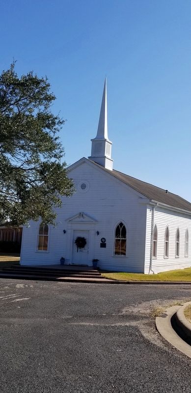Schulenburg Baptist Church image. Click for full size.