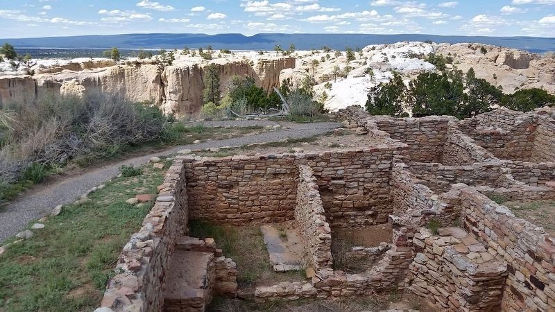 Atsinna Pueblo Ruins image. Click for full size.