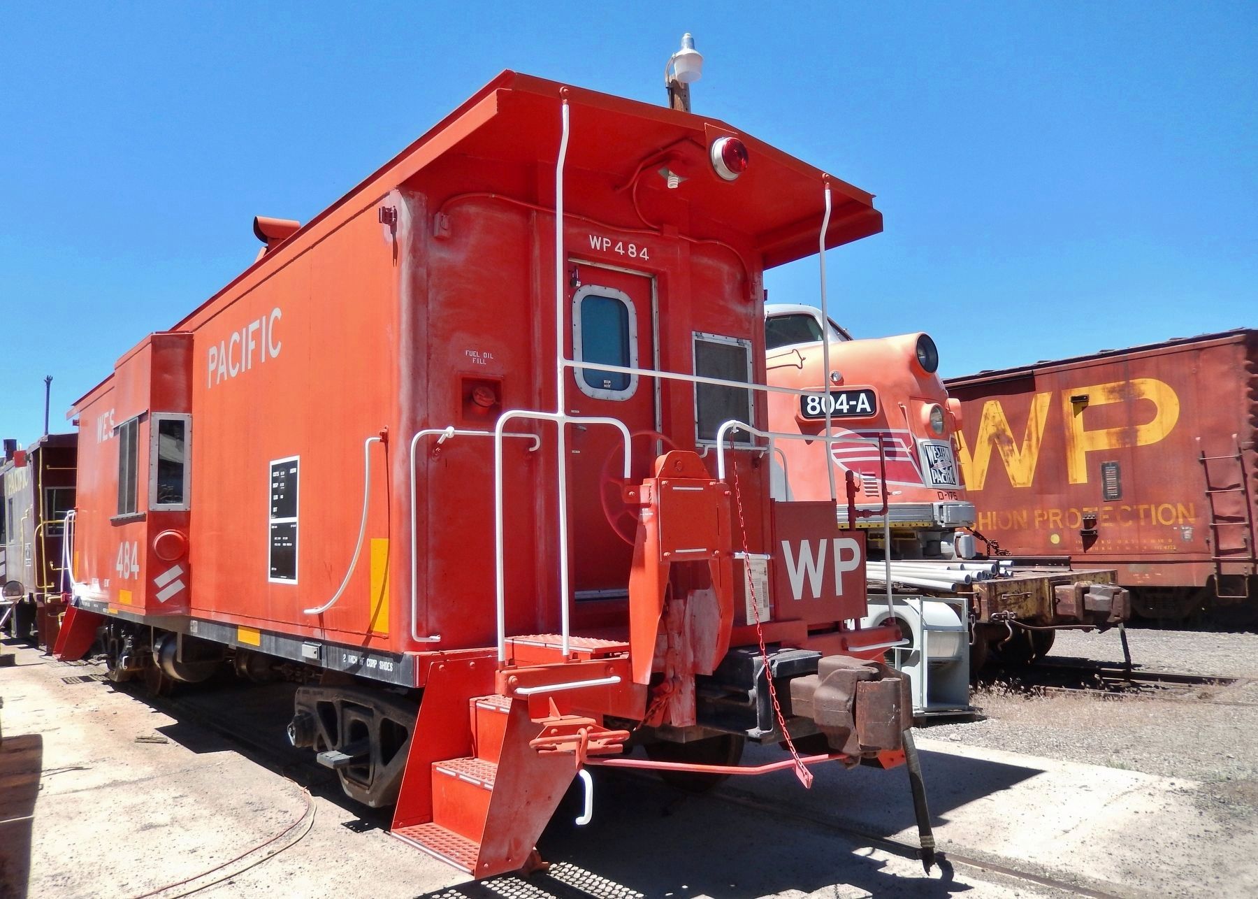 Western Pacific Caboose #484 image. Click for full size.