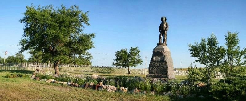Pierre Wibaux's statue "overlooking the land I love so well." image. Click for full size.