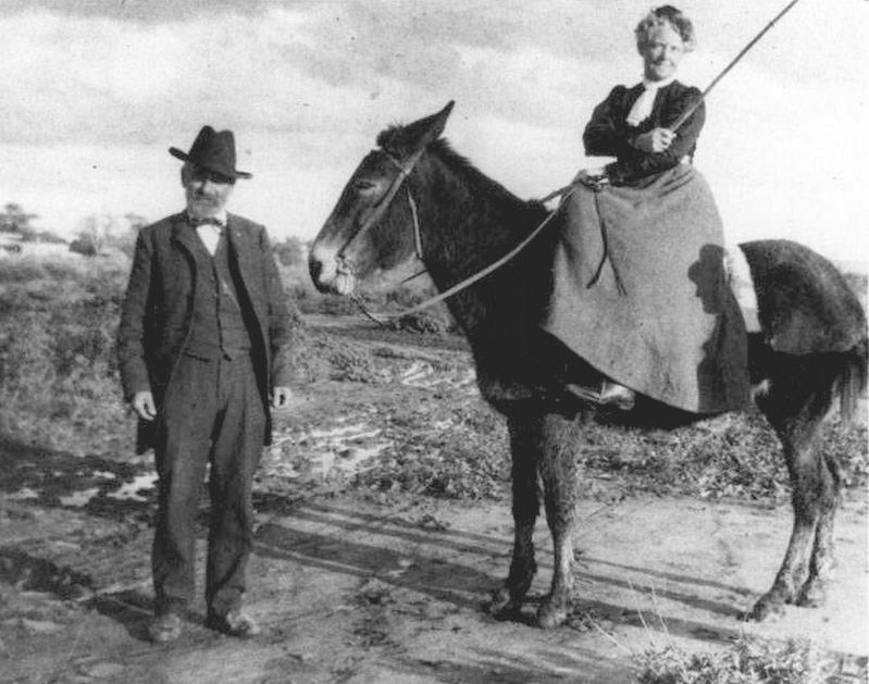 Winfield Scott, Helen Scott and Old Maud.. Click for full size. Winfield Scott, Helen Scott and Old Maud. image. Click for full size.
