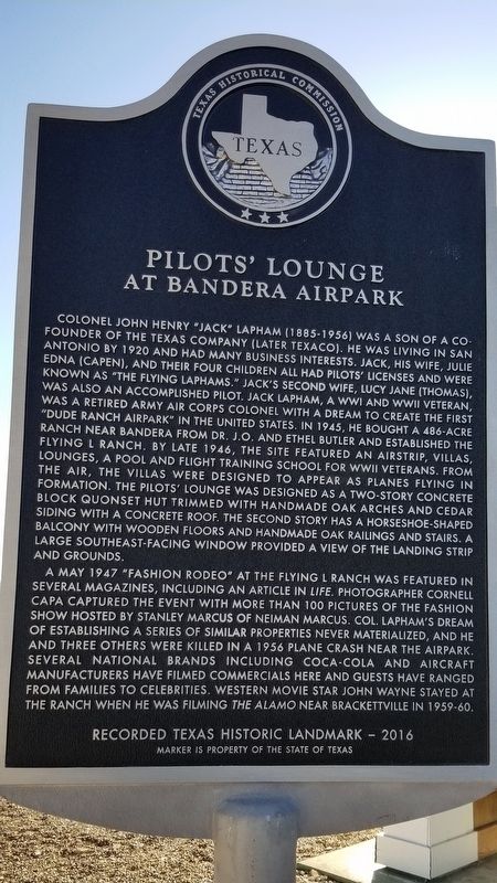 Pilots' Lounge at Bandera Airpark Marker. Click for full size. Pilots' Lounge at Bandera Airpark Marker image. Click for full size.