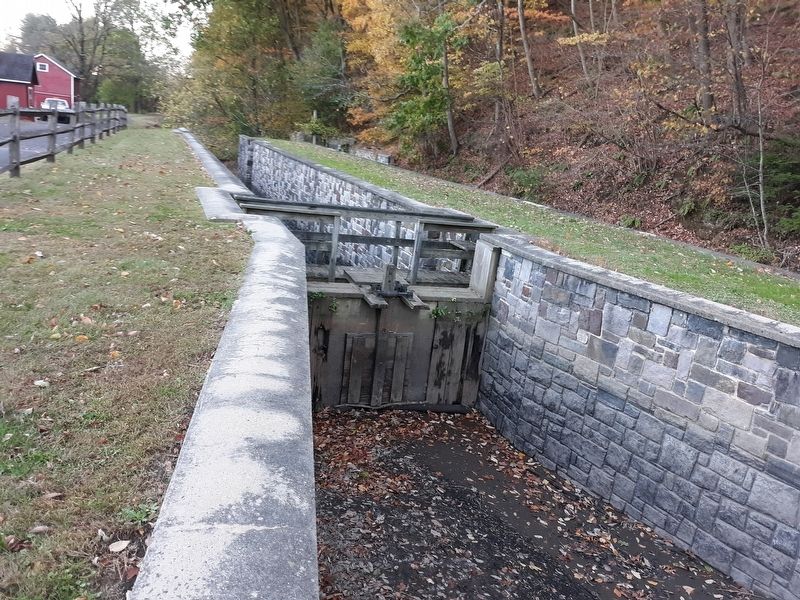 Lock 19 image. Click for full size.
