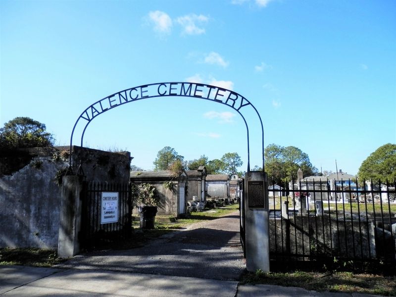 Valence Marker. Click for full size. Valence Marker image. Click for full size.