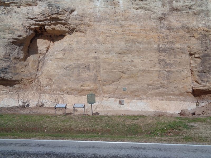 Modoc Rock Shelter Marker image. Click for full size.