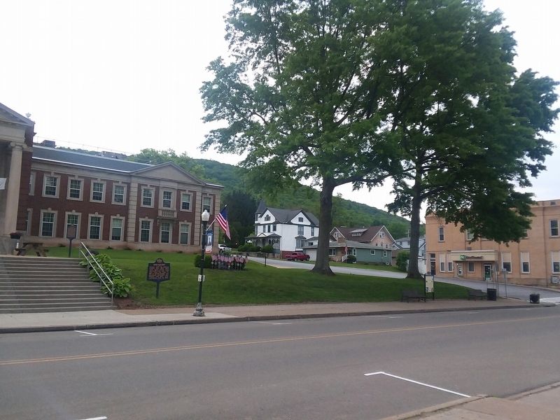 McKean County Courthouse. Click for full size. McKean County Courthouse image. Click for full size.