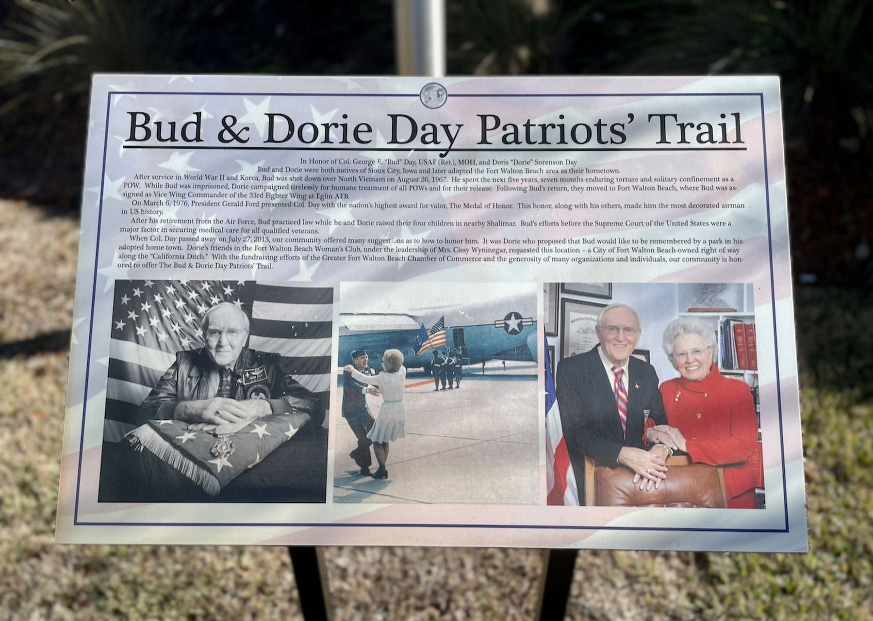 Bud & Dorie Day Patriots' Trail Marker image. Click for full size.