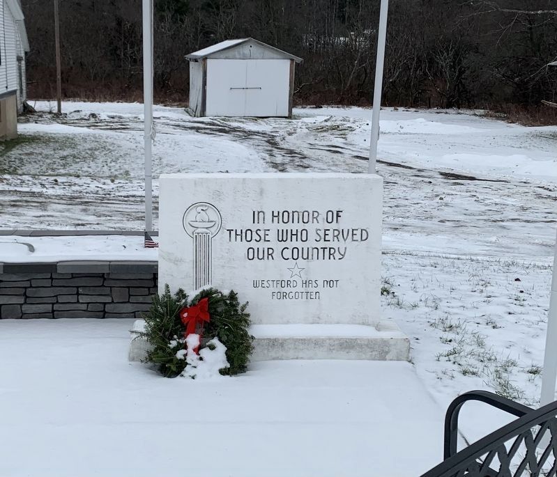 Westford Veterans Monument image. Click for full size.