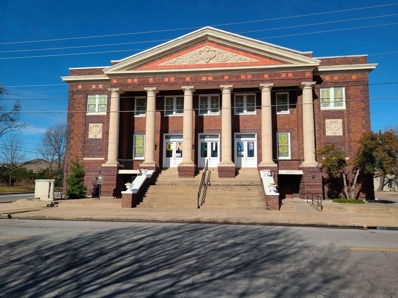 Kavanaugh Methodist Church and Marker. Click for full size. Kavanaugh Methodist Church and Marker image. Click for full size.