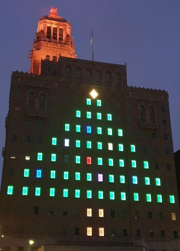 The Plummer Building's traditional Christmas lighting image. Click for full size.