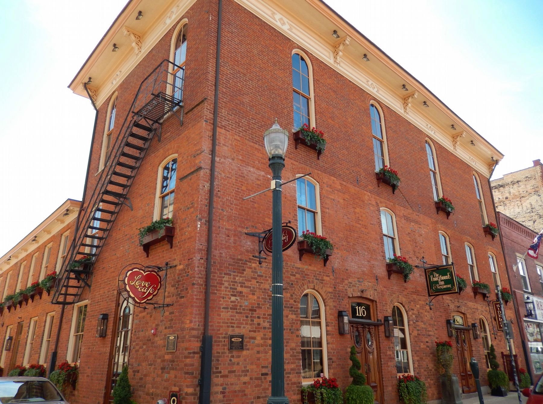 Ohio's Oldest Brick Building image. Click for full size.