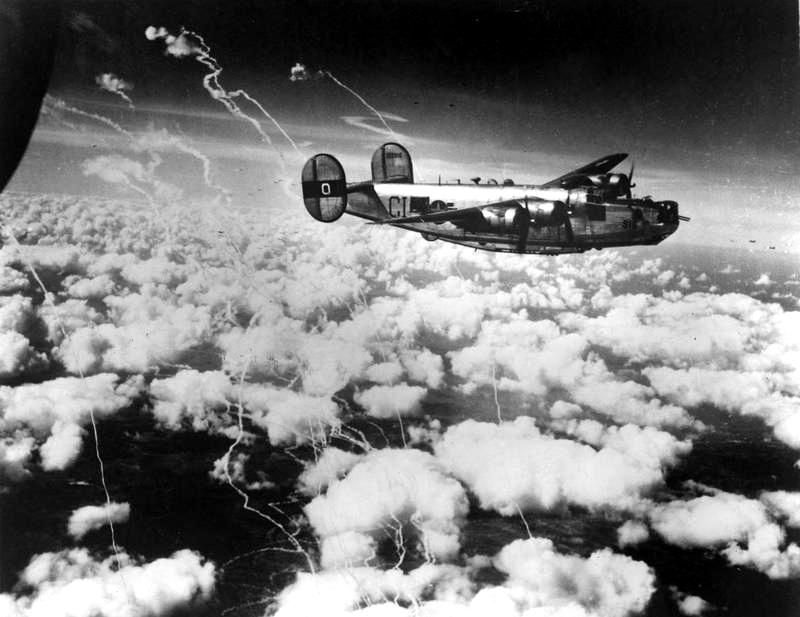B-24H of 392nd Bomb Group image. Click for full size.