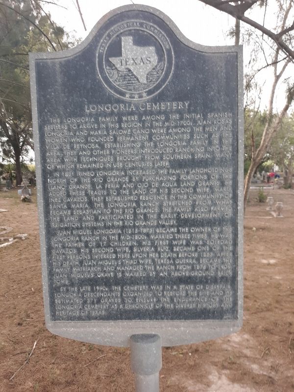 Longoria Cemetery Marker image. Click for full size.
