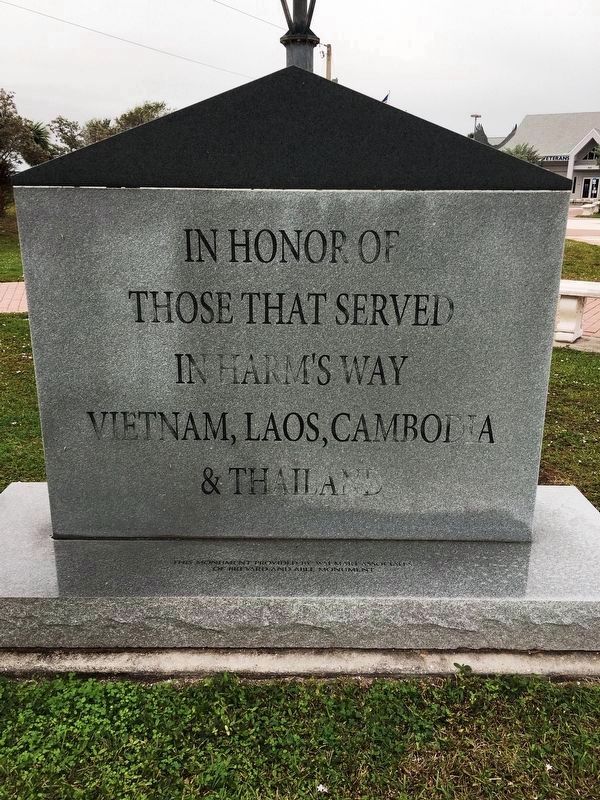 Vietnam 1959-1975 Marker (reversed side). Click for full size. Vietnam 1959-1975 Marker (reversed side) image. Click for full size.