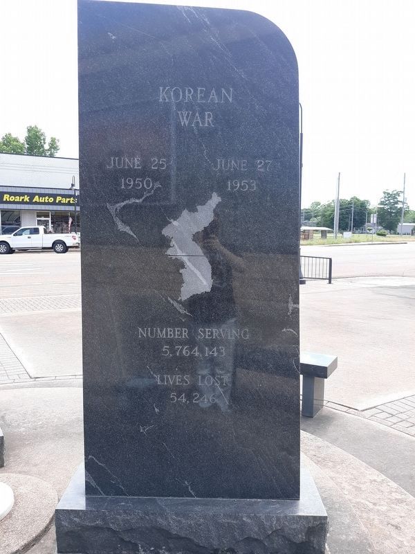 Atlanta Veterans Memorial - Korean War. Click for full size. Atlanta Veterans Memorial - Korean War image. Click for full size.
