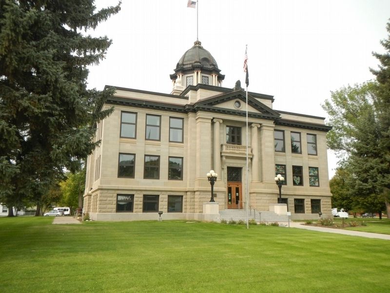 Rosebud County Courthouse image. Click for full size.