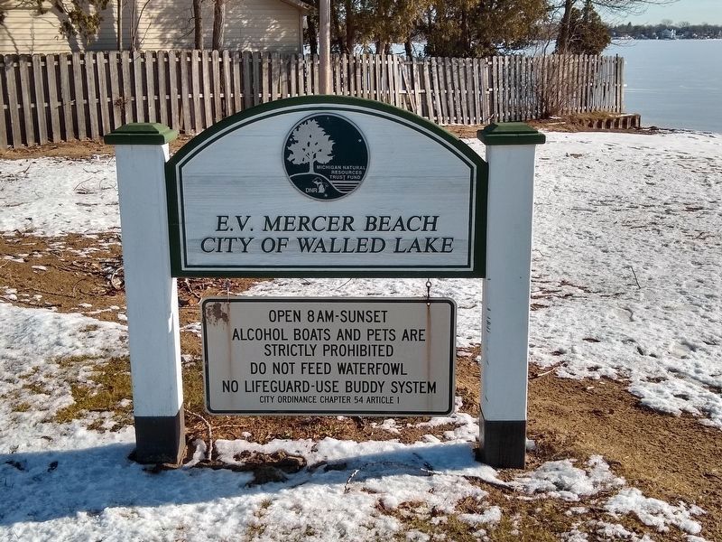 E.V. Mercer Beach Park Sign image. Click for full size.