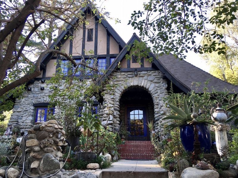 Hiner House. Click for full size. Hiner House image. Click for full size.
