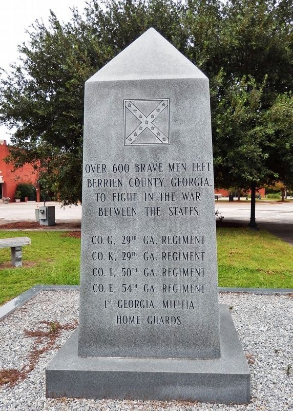The War Between the States Monument (<i>south side</i>) image. Click for full size.