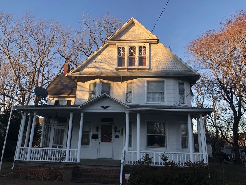 502 South Central Avenue image. Click for full size.