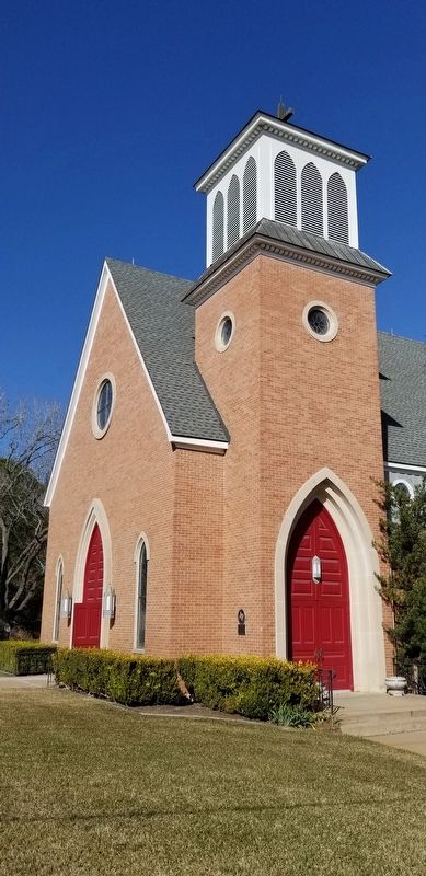 St. Peters Episcopal Church and Marker image. Click for full size.