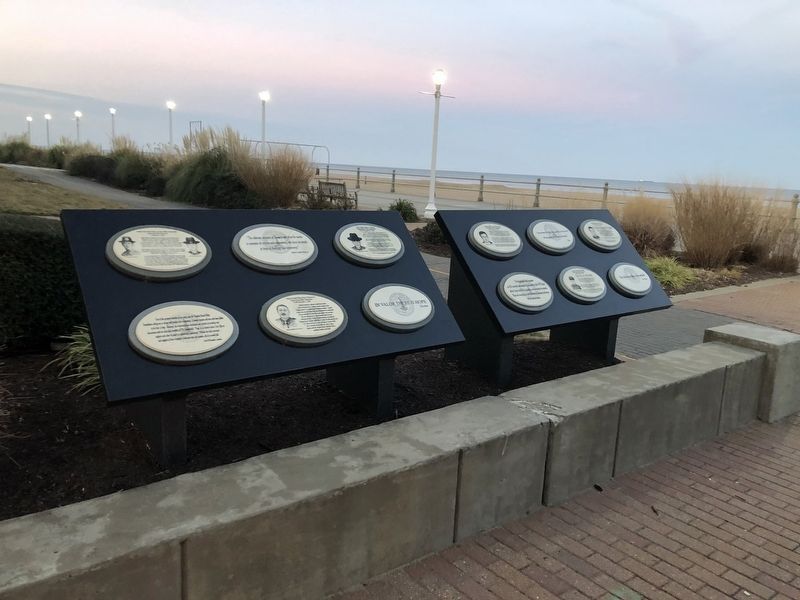 Virginia Beach Law Enforcement Memorial image. Click for full size.